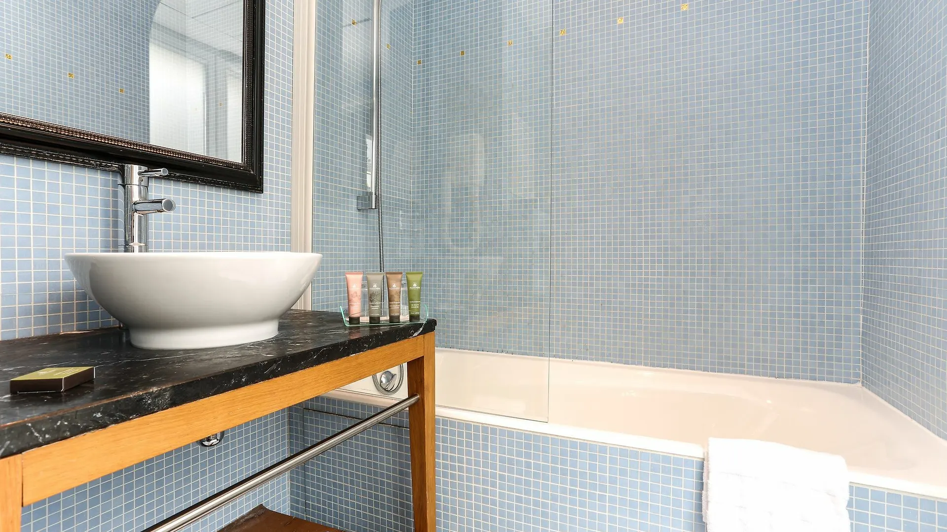 Avalon Appart Hotel Paris Gare Du Nord